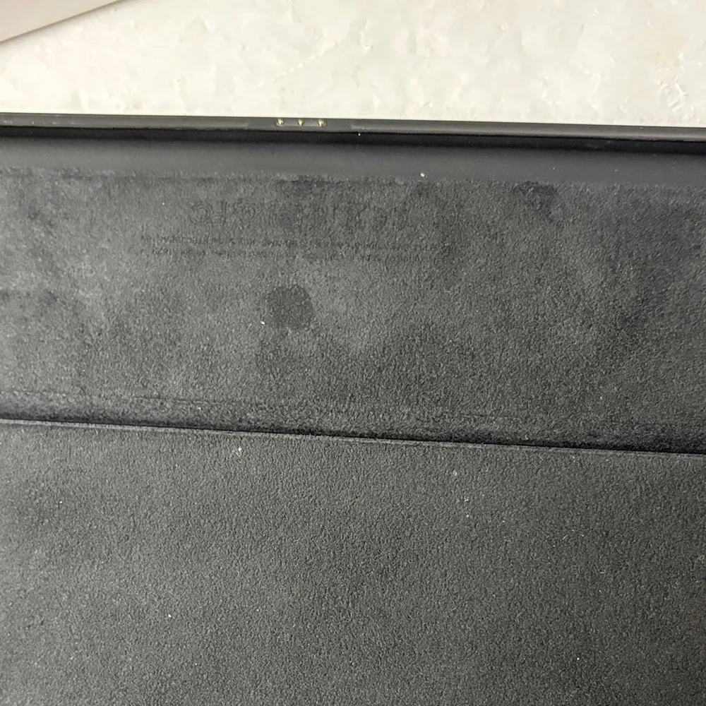Apple iPad Smart Keyboard - Dark Gray